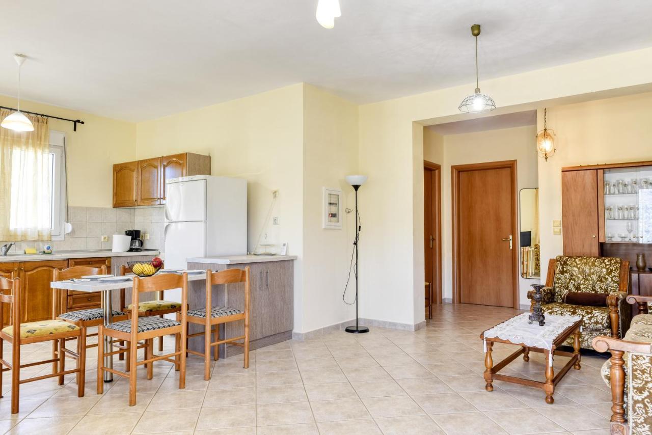 איגומניטסה Catherine'S House מראה חיצוני תמונה